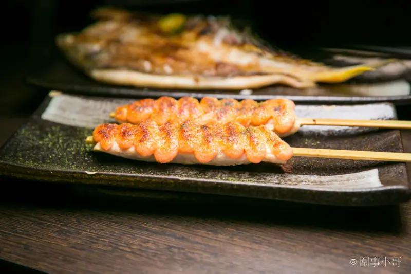 新北新莊大人氣居酒屋！老串角新莊店，超棒的喝酒聊天好去處喔～串烤好吃而且其他菜色也都很美味啊～ @圍事小哥的幸福相框