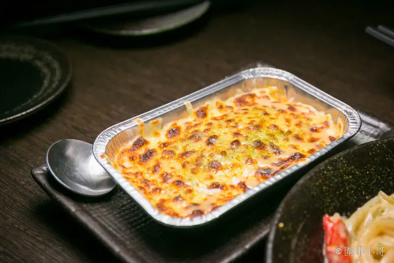 新北新莊大人氣居酒屋！老串角新莊店，超棒的喝酒聊天好去處喔～串烤好吃而且其他菜色也都很美味啊～ @圍事小哥的幸福相框