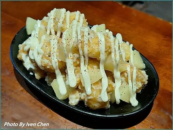 《士林夜市餐酒館》『雞老闆士林店』 Ivenの窩食在分享