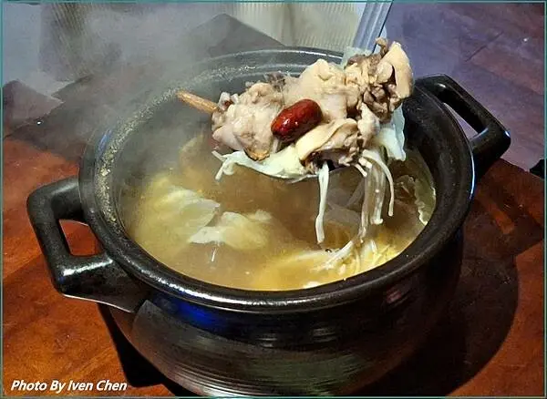 《士林夜市餐酒館》『雞老闆士林店』 Ivenの窩食在分享