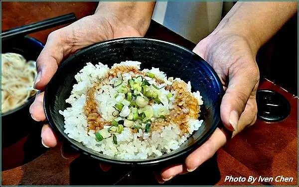 《士林夜市餐酒館》『雞老闆士林店』 Ivenの窩食在分享