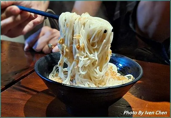 《士林夜市餐酒館》『雞老闆士林店』 Ivenの窩食在分享