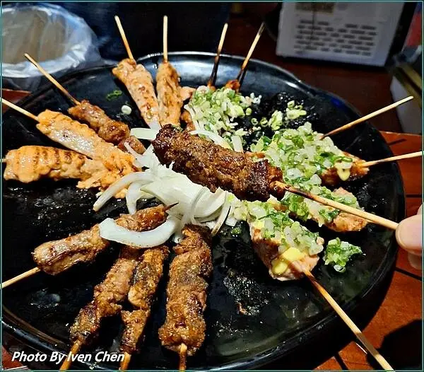 《士林夜市桶仔雞串燒餐酒館》/附設免費歡唱KTV/夜店規格『