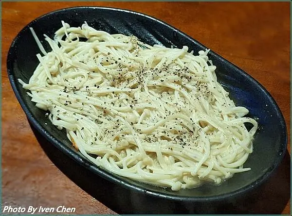 《士林夜市餐酒館》『雞老闆士林店』 Ivenの窩食在分享