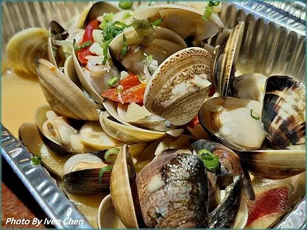 《士林夜市餐酒館》『雞老闆士林店』 Ivenの窩食在分享