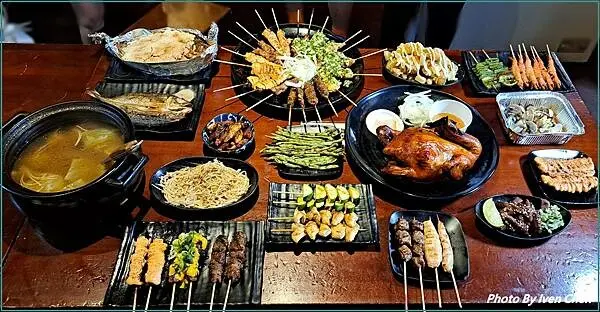 《士林夜市桶仔雞串燒餐酒館》/附設免費歡唱KTV/夜店規格『