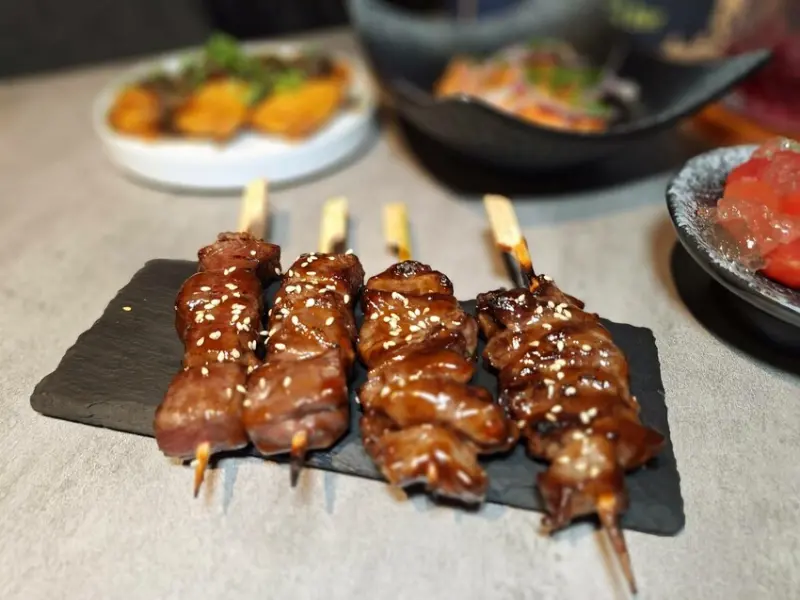 【美食】「品夜現代居酒屋」串燒、日料、啤酒，蘆洲串燒推薦、蘆