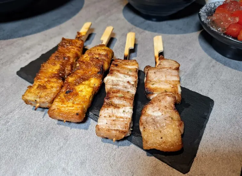 【美食】「品夜現代居酒屋」串燒、日料、啤酒，蘆洲串燒推薦、蘆