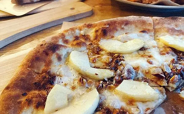 蘆竹景觀餐廳│古福Good Food窯烤披薩，美麗夜景還能看飛機起降，一旁就是大古步道公園│蘆竹登山散心、賞夜景吃美食好地方-45.jpg