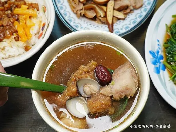 芋頭排骨酥湯-特食豐原排骨酥麵  (2).jpg