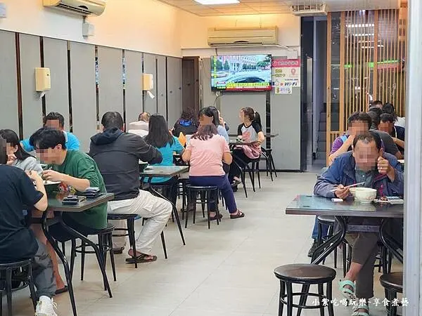 大甲美食-特食豐原排骨酥麵 (2).jpg