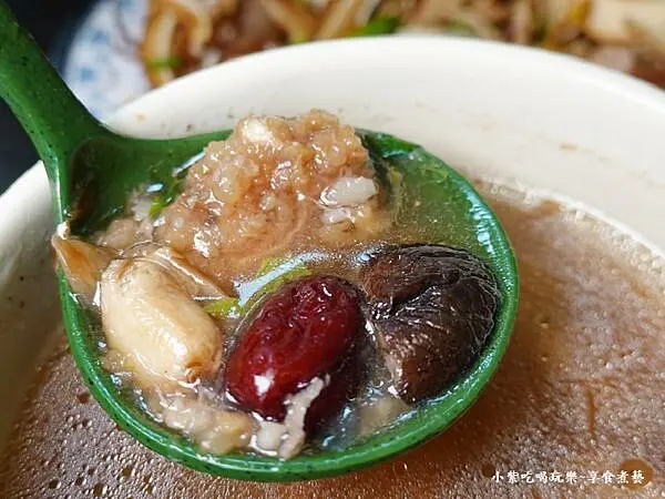 芋頭排骨酥湯-特食豐原排骨酥麵  (1).jpg