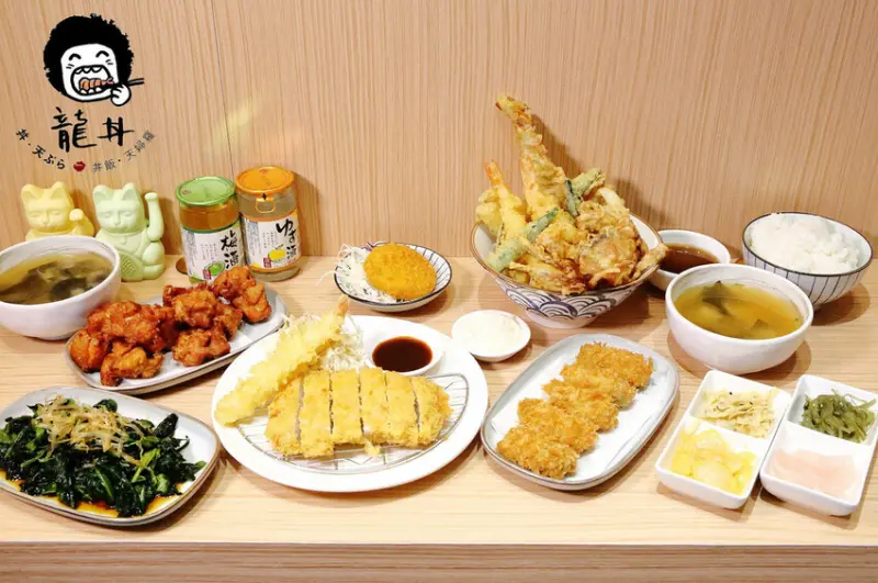 淡水平價丼飯、日式炸天婦羅推薦！隱藏版超人氣浮誇丼飯！19種