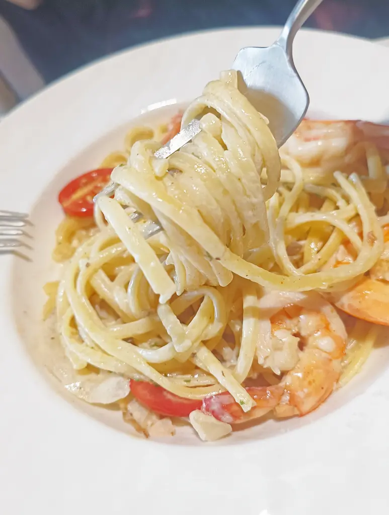 六張犁站美食新店報到_Bloom Bistro 綻．食大推翼