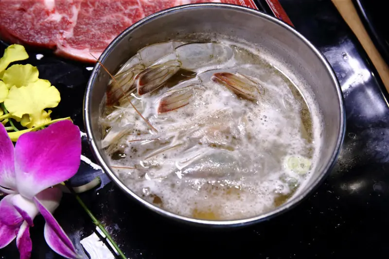 吃燒肉還能看海景？！基隆唯一無敵海景燒肉吃到飽！燒肉吃到飽推