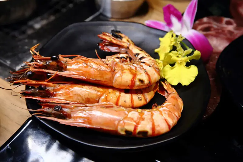 吃燒肉還能看海景？！基隆唯一無敵海景燒肉吃到飽！燒肉吃到飽推