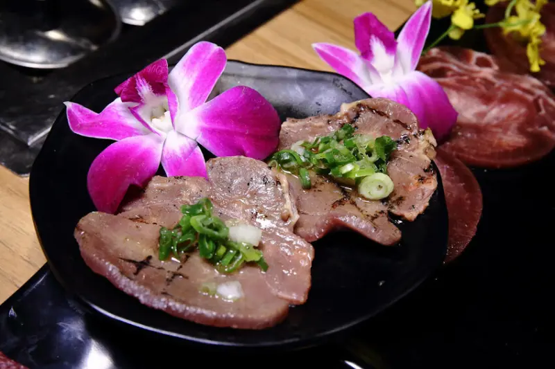 吃燒肉還能看海景？！基隆唯一無敵海景燒肉吃到飽！燒肉吃到飽推