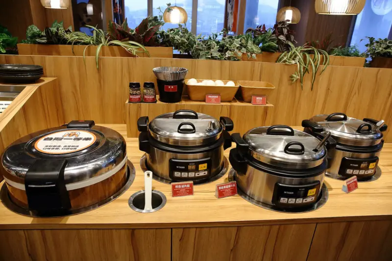 吃燒肉還能看海景？！基隆唯一無敵海景燒肉吃到飽！燒肉吃到飽推