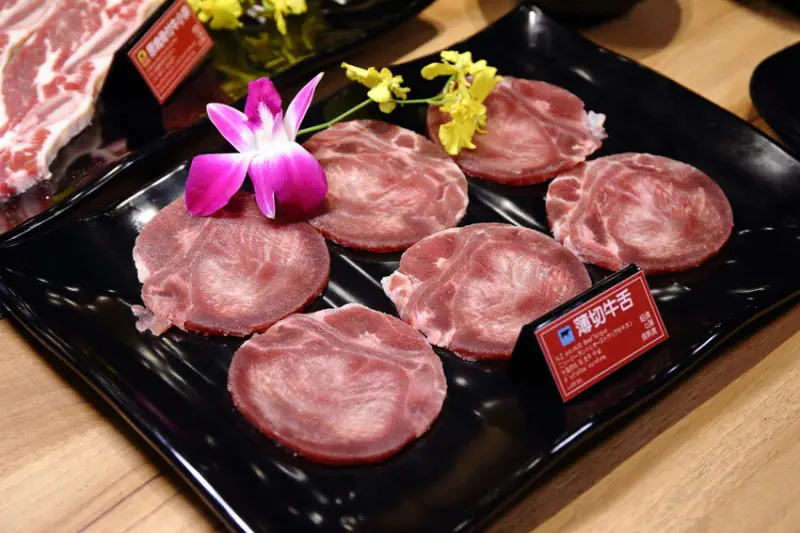 吃燒肉還能看海景？！基隆唯一無敵海景燒肉吃到飽！燒肉吃到飽推