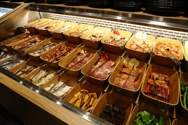 吃燒肉還能看海景？！基隆唯一無敵海景燒肉吃到飽！燒肉吃到飽推