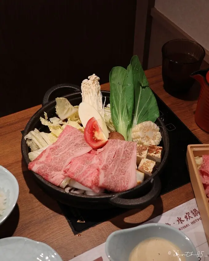 [ 台北美食 ] 牛喜 壽喜燒•水炊鍋-中山新開幕個人和牛壽