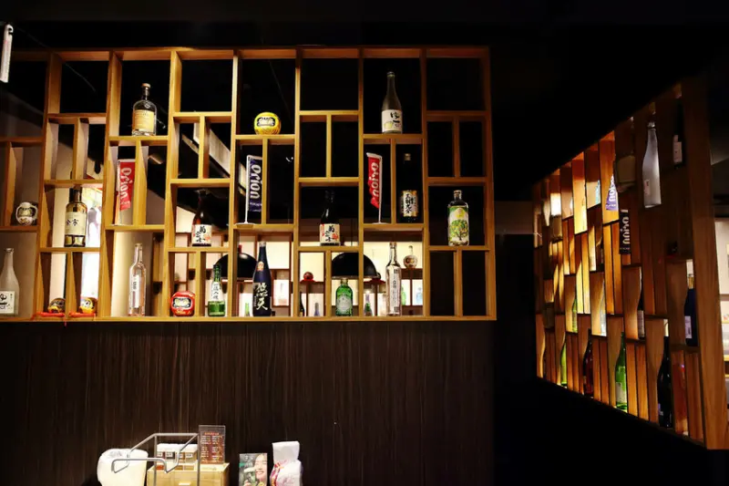 【新開店】串燒自動燒烤搶先吃！一起烤串-想吃什麼串燒放上去就