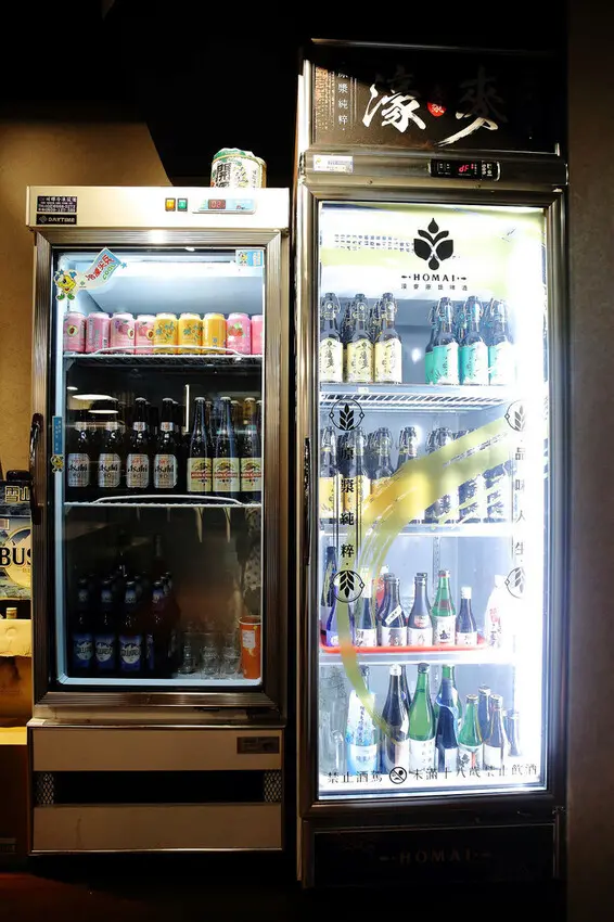 【新開店】串燒自動燒烤搶先吃！一起烤串-想吃什麼串燒放上去就