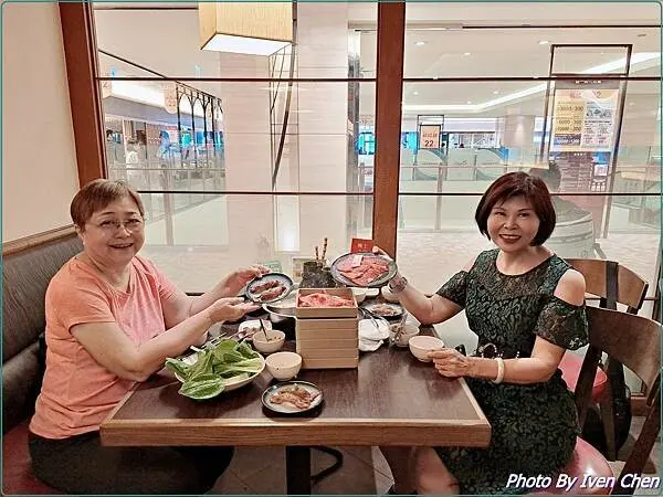 《台北市府站美食》和牛饗宴/『MOMO-PARADISE台北