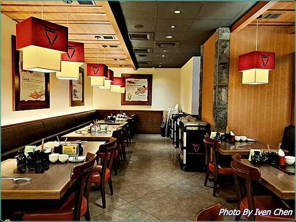 《台北市府站美食》和牛饗宴/『MOMO-PARADISE台北