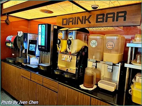 《台北市府站美食》和牛饗宴/『MOMO-PARADISE台北