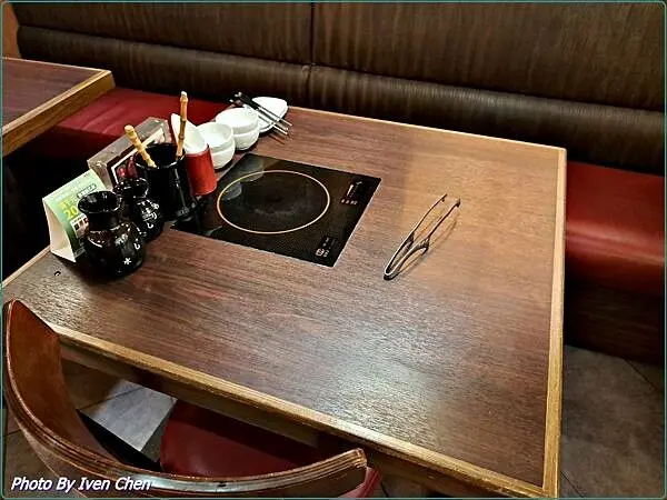 《台北市府站美食》和牛饗宴/『MOMO-PARADISE台北