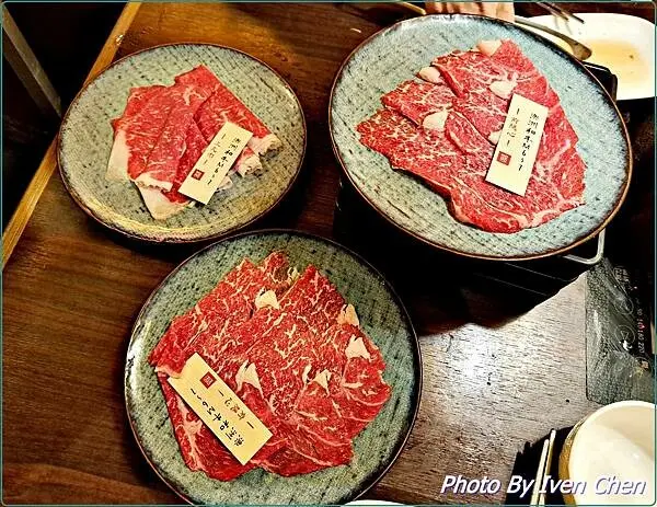 《台北市府站美食》和牛饗宴/『MOMO-PARADISE台北