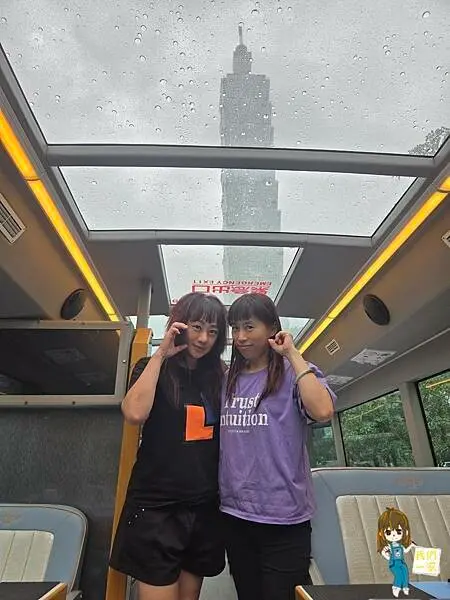 台北雙層觀光巴士下午茶：用美食與美景來場城市冒險