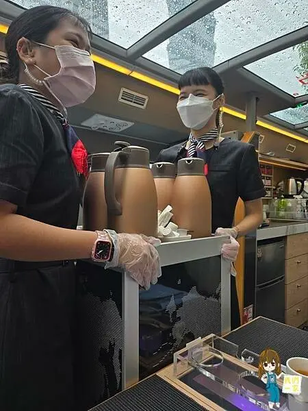 台北雙層觀光巴士下午茶：用美食與美景來場城市冒險