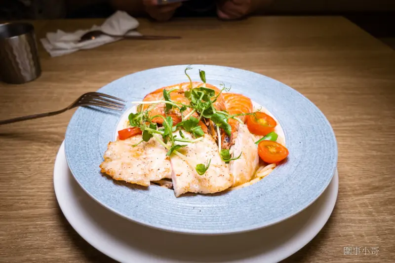 宜蘭冬山早午餐-Tina’s kitchen 蒂娜廚房，這家早午餐也太好吃了！！！而且環境佈置得很優美～好想一直待在這裡啊～ @圍事小哥的幸福相框