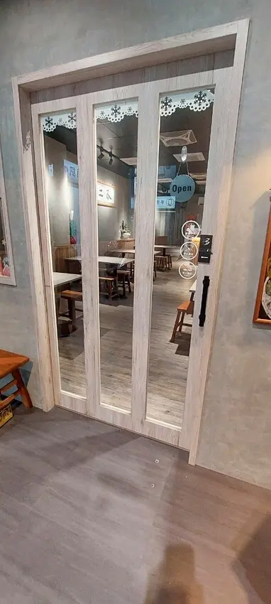 美食｜ 小二春福氣鍋 鳳山店(高雄) 濃郁超奶味的牛奶鍋美味