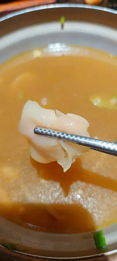 美食｜ 小二春福氣鍋 鳳山店(高雄) 濃郁超奶味的牛奶鍋美味