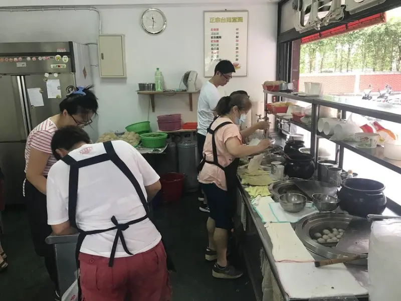 （善導寺）無名無招牌只賣平日中午 副總統賴清德大愛正宗台南味-無名意麵