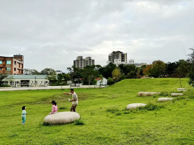 【新開幕】八德寵物友善餐廳推薦！三十好食，大湳森林公園附近，
