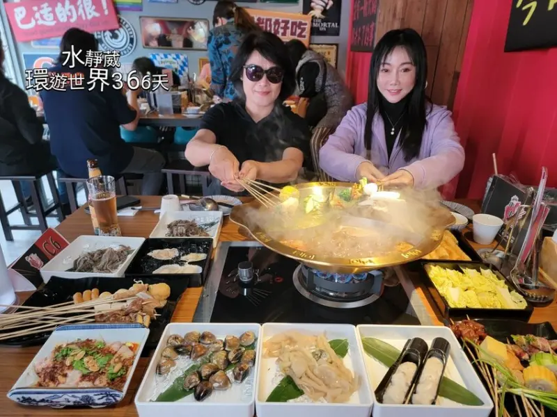 2024西門美食ABV Bar & Kitchen串串啤酒館西門店 麻辣火鍋✕麻辣串串✕重慶火鍋✕賓士鍋 凌晨3點宵夜歡聚餐酒館@水靜威還遊世界366天 (23)