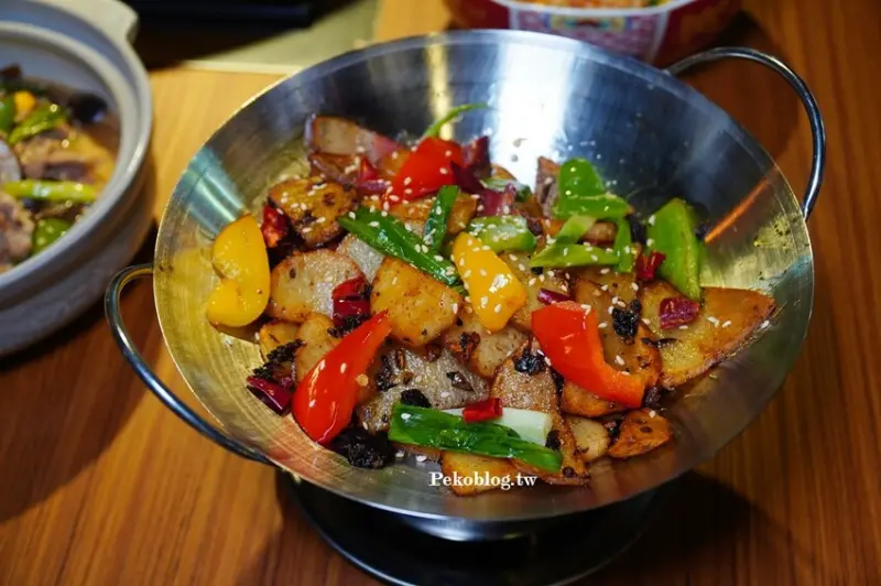 西門町火鍋,西門宵夜,ABV串串啤酒館,麻辣串串,串串火鍋,麻辣串串台北,串串啤酒館菜單,西門町美食 @PEKO の Simple Life