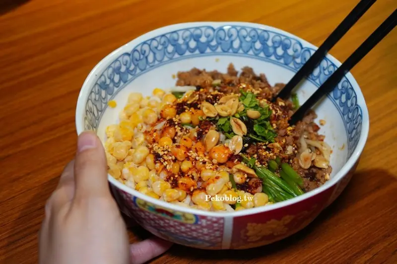 西門町火鍋,西門宵夜,ABV串串啤酒館,麻辣串串,串串火鍋,麻辣串串台北,串串啤酒館菜單,西門町美食 @PEKO の Simple Life