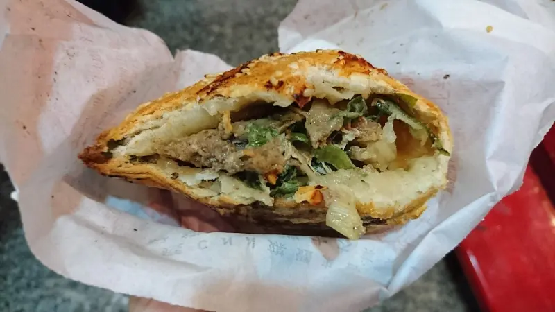 台北~福州世祖胡椒餅(重慶店)~CNN評鑑為台灣十大美食之一~來自饒河夜市的好味道~              