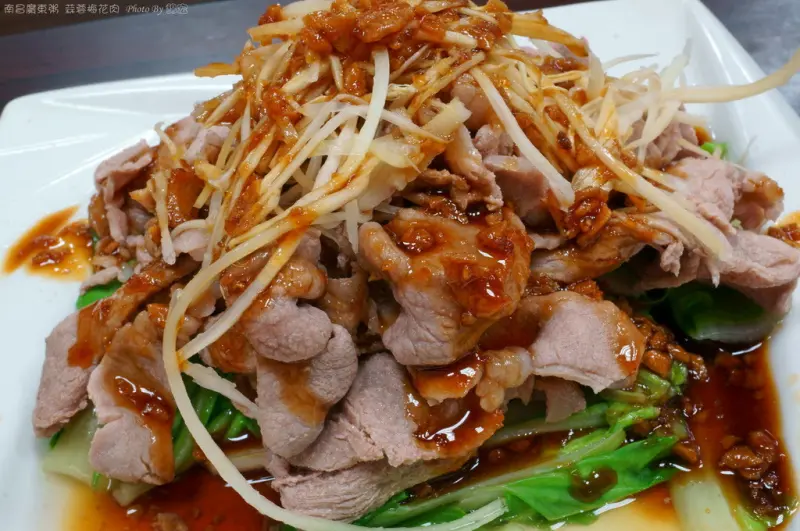 【台北美食】捷運中正紀念堂~南昌廣東粥 推薦蒜蓉梅花肉和炒飯 幸福飯包甜蜜登場