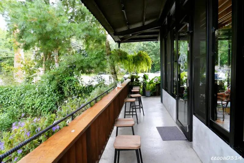 南投鹿谷咖啡廳「嶋嶋坐」，近溪頭森林遊樂區不限時甜點、下午茶