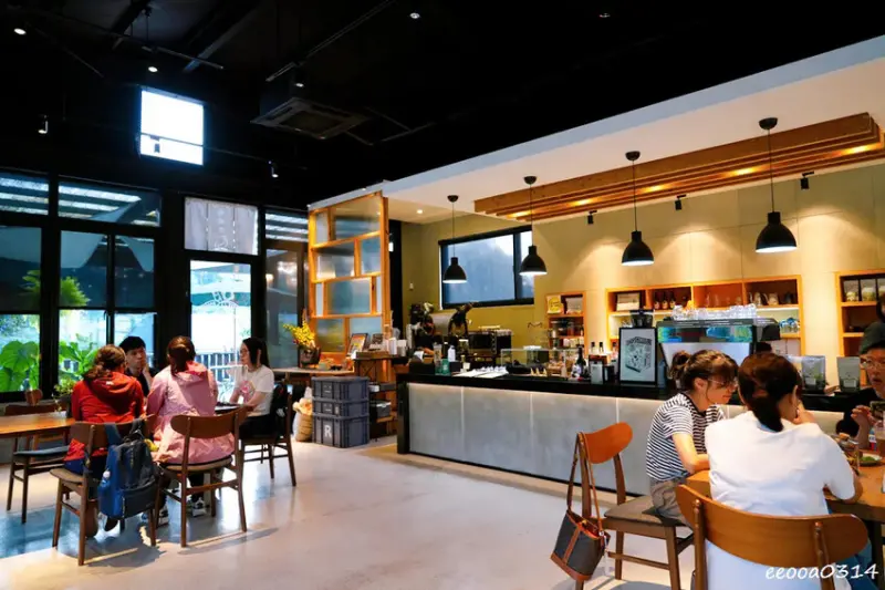 南投鹿谷咖啡廳「嶋嶋坐」，近溪頭森林遊樂區不限時甜點、下午茶