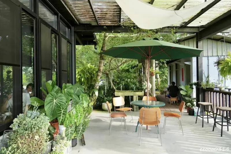 南投鹿谷咖啡廳「嶋嶋坐」，近溪頭森林遊樂區不限時甜點、下午茶