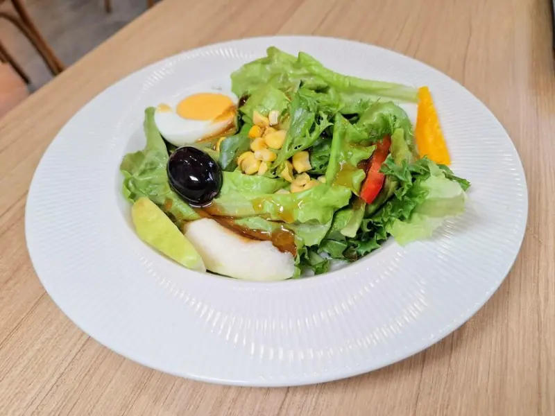 【美食】「純翠綠拿鐵 藝文店 Pure Veggies 」桃