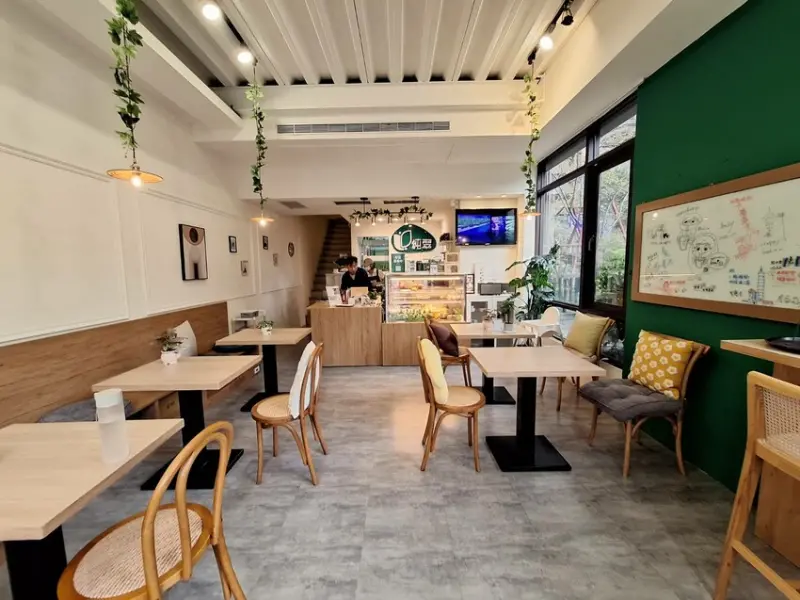 【美食】「純翠綠拿鐵 藝文店 Pure Veggies 」桃