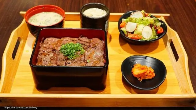 御三家備長炭串料理總本店牛舌定食